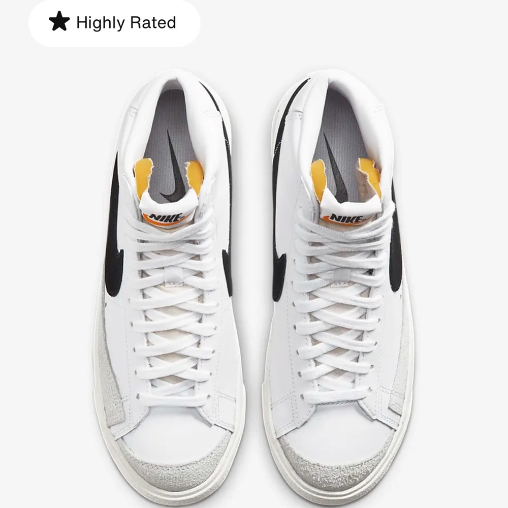 Like New Nike Blazer Mid '77 Style: CZ1055-100